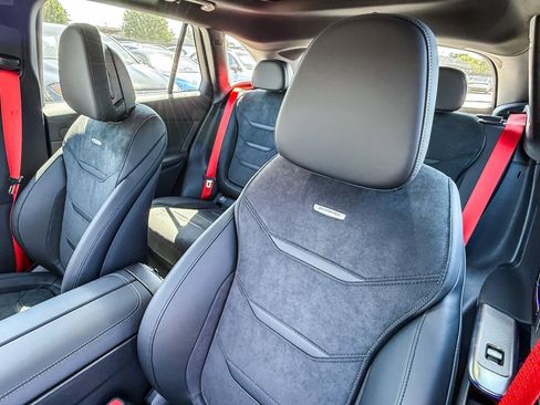 New 2025 Mercedes-Benz GLC 63 AMG S image 27