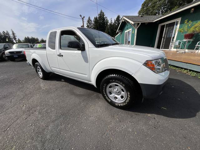 Used 2013 Nissan Frontier S RWD image 3