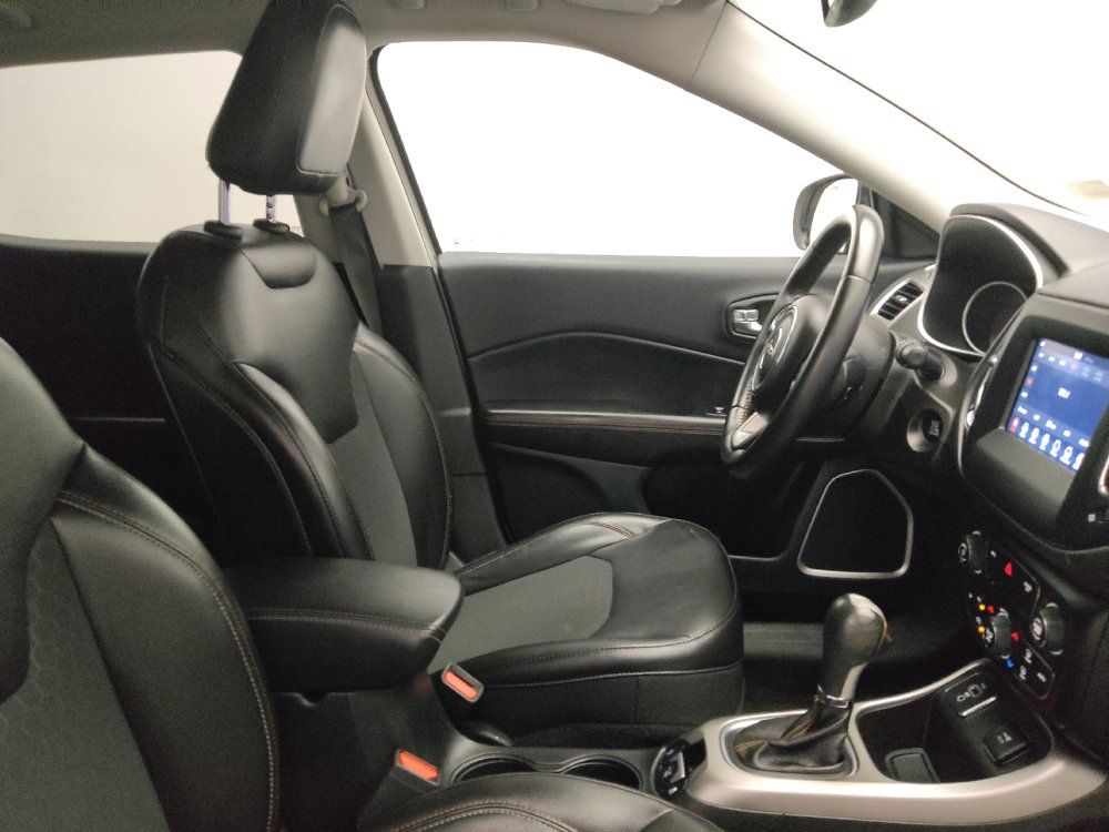 Used 2018 Jeep Compass Latitude w/ Popular Equipment Group FWD image 21