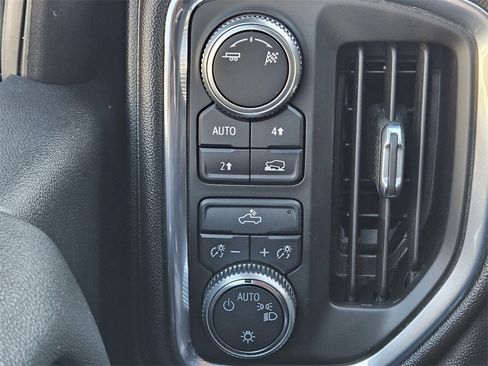 Used 2019 GMC Sierra 1500 SLE image 20