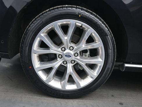Used 2019 Ford Expedition Platinum RWD image 15