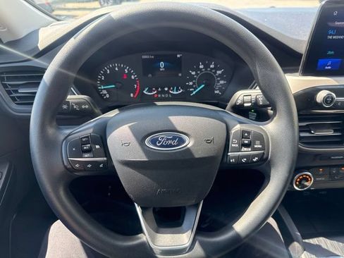 Used 2022 Ford Escape SE FWD image 13