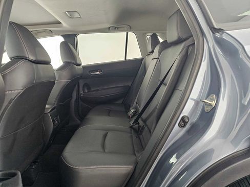 Used 2024 Toyota Corolla Cross XLE w/ Convenience Package image 17