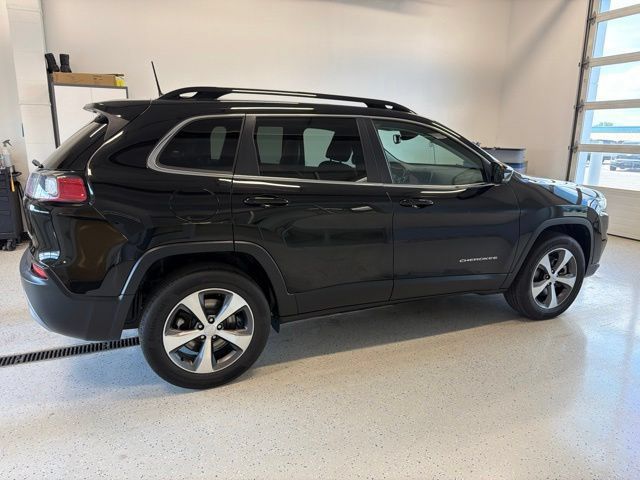 Used 2022 Jeep Cherokee Limited AWD/4WD image 9