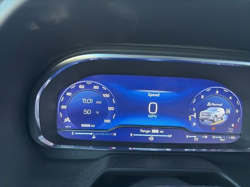 Used 2024 Chevrolet Tahoe Z71 image 9