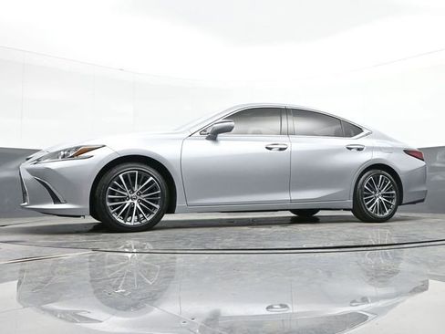 Certified 2022 Lexus ES 350 w/ Premium Package FWD image 48