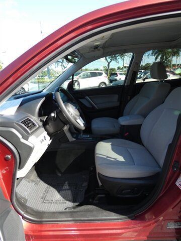Used 2017 Subaru Forester 2.5i Premium w/ All-Weather Package AWD/4WD image 40