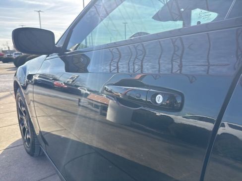 Certified 2023 Chrysler 300 Touring L w/ Popular Equipment Group image 10