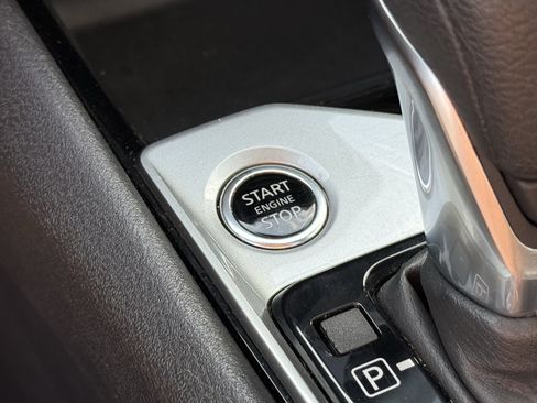 Used 2024 Nissan Altima 2.5 SV image 24