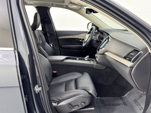 Used 2022 Volvo XC90 T8 Inscription w/ Advanced Package image 15