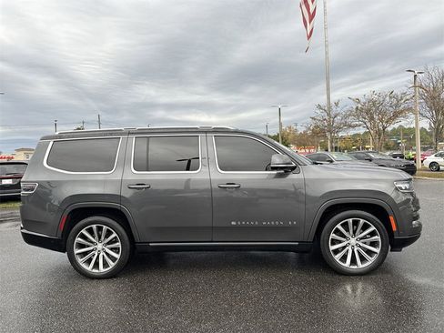 Used 2022 Jeep Grand Wagoneer Series I w/ Rear Seat Video Group 1 image 2