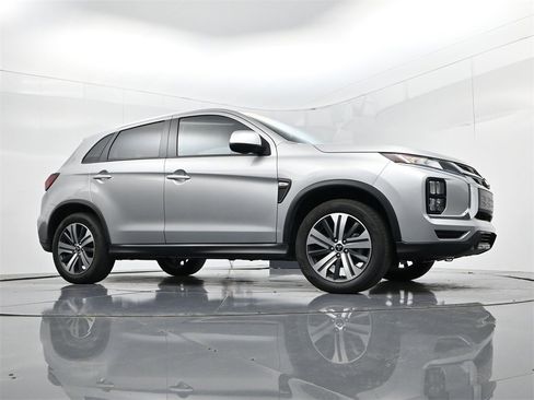 Used 2024 Mitsubishi Outlander Sport ES image 30