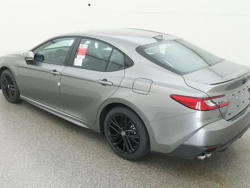 New 2026 Toyota Camry SE image 8