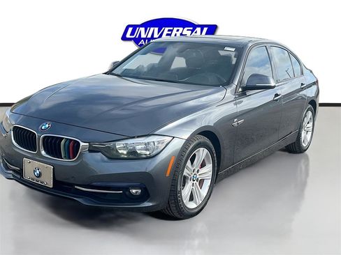 Used 2016 BMW 328i 4dr Sdn 328i RWD South Africa image 3
