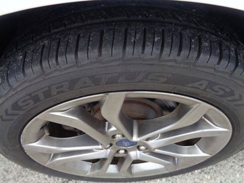Used 2020 Ford Fusion SEL FWD image 9
