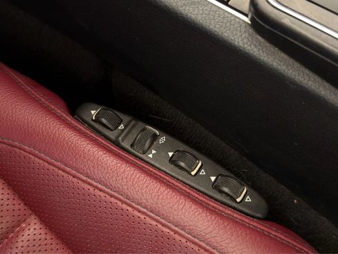 Used 2015 Mercedes-Benz E 400 Coupe image 31