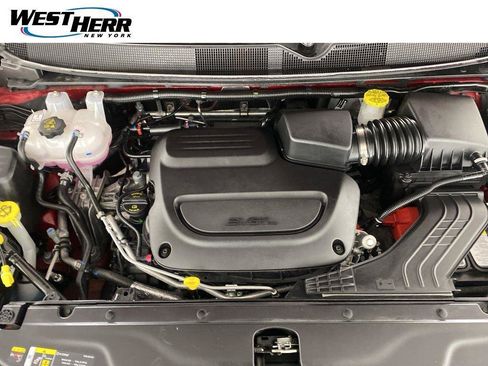 Used 2026 Chrysler Pacifica Select AWD/4WD image 28