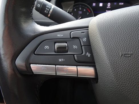 Used 2020 Cadillac XT4 Premium Luxury AWD/4WD image 21