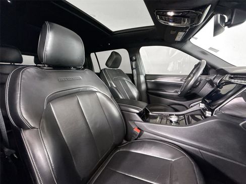 Used 2022 Jeep Grand Cherokee L Overland w/ MOPAR Finishing Package image 44