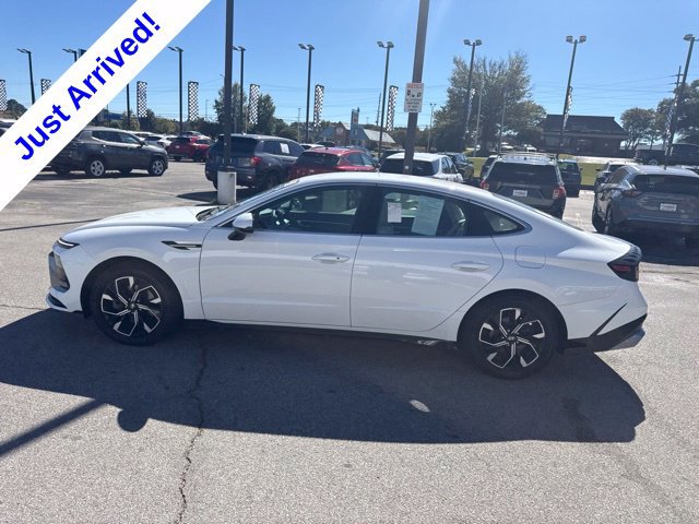 Used 2025 Hyundai Sonata SEL FWD image 6