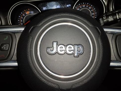Used 2022 Jeep Wrangler Unlimited Sahara w/ Dual Top Group AWD/4WD image 14
