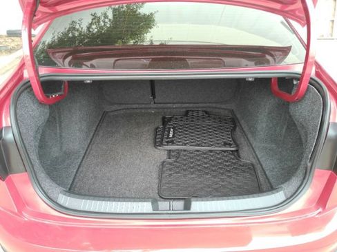 Used 2022 Volkswagen Jetta SEL FWD image 27
