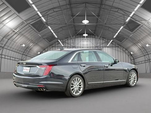 Used 2019 Cadillac CT6 Luxury w/ Driver Awareness Package AWD/4WD image 7