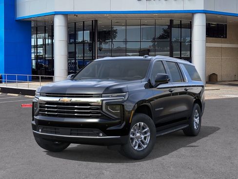 New 2026 Chevrolet Suburban LT image 6