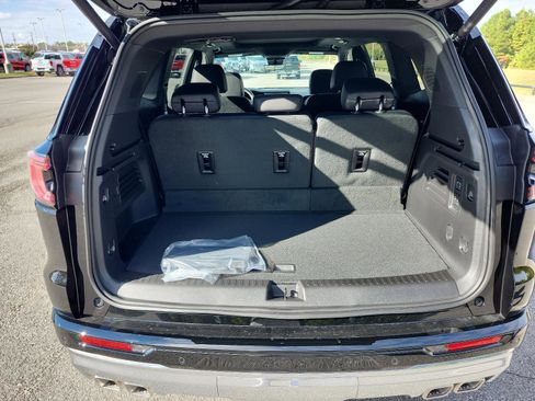 New 2026 GMC Acadia Denali w/ Super Cruise Package AWD/4WD image 9