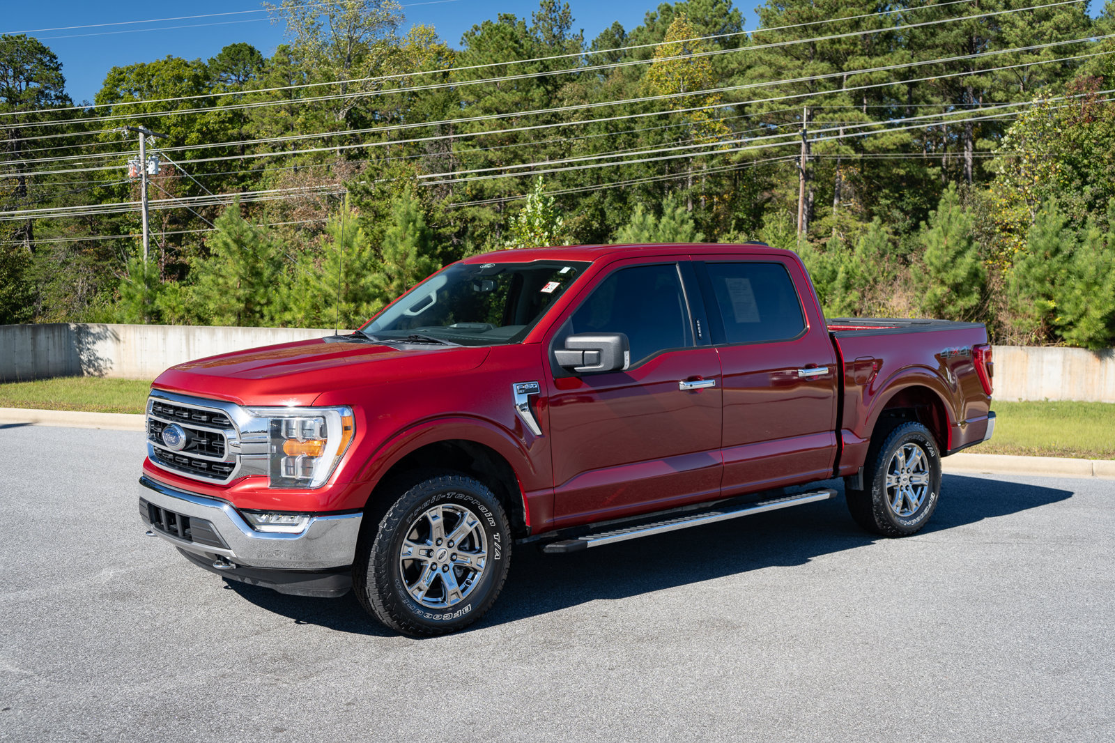 Used 2021 Ford F150 XLT w/ Equipment Group 302A High AWD/4WD image 3