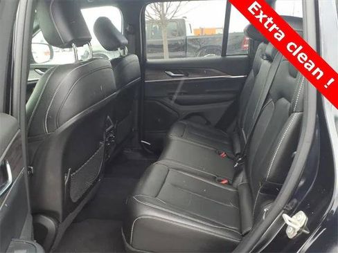 Certified 2024 Jeep Grand Cherokee Limited image 13