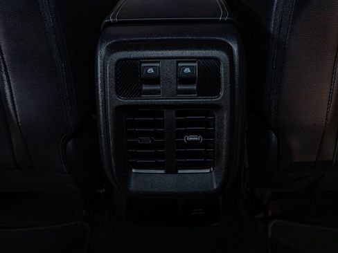 Used 2025 Ford Bronco Outer Banks image 23