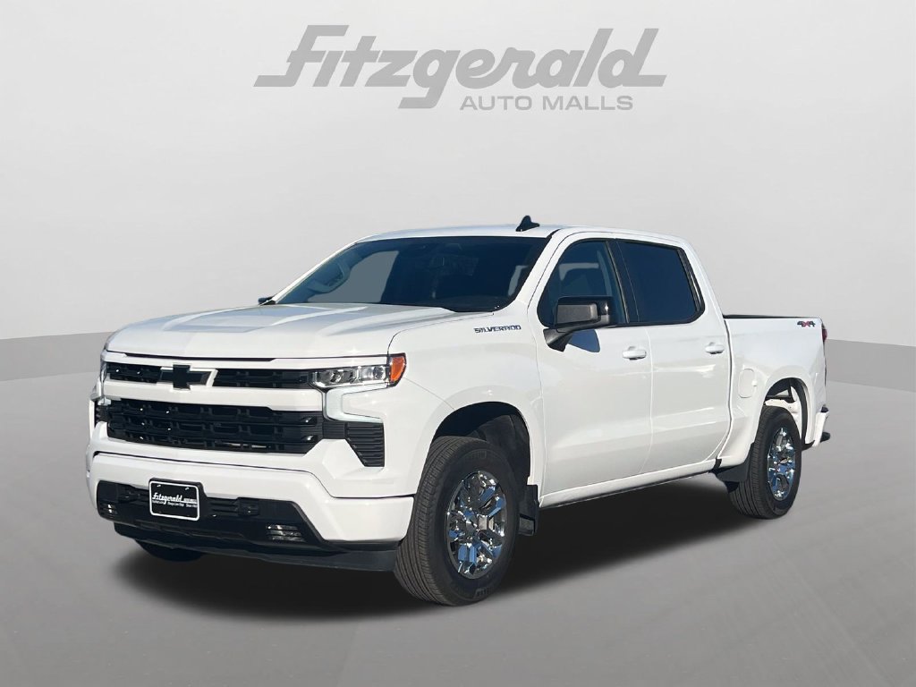 Used 2026 Chevrolet Silverado 1500 RST AWD/4WD image 2