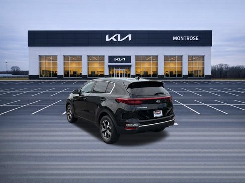 Used 2020 Kia Sportage LX AWD/4WD image 8