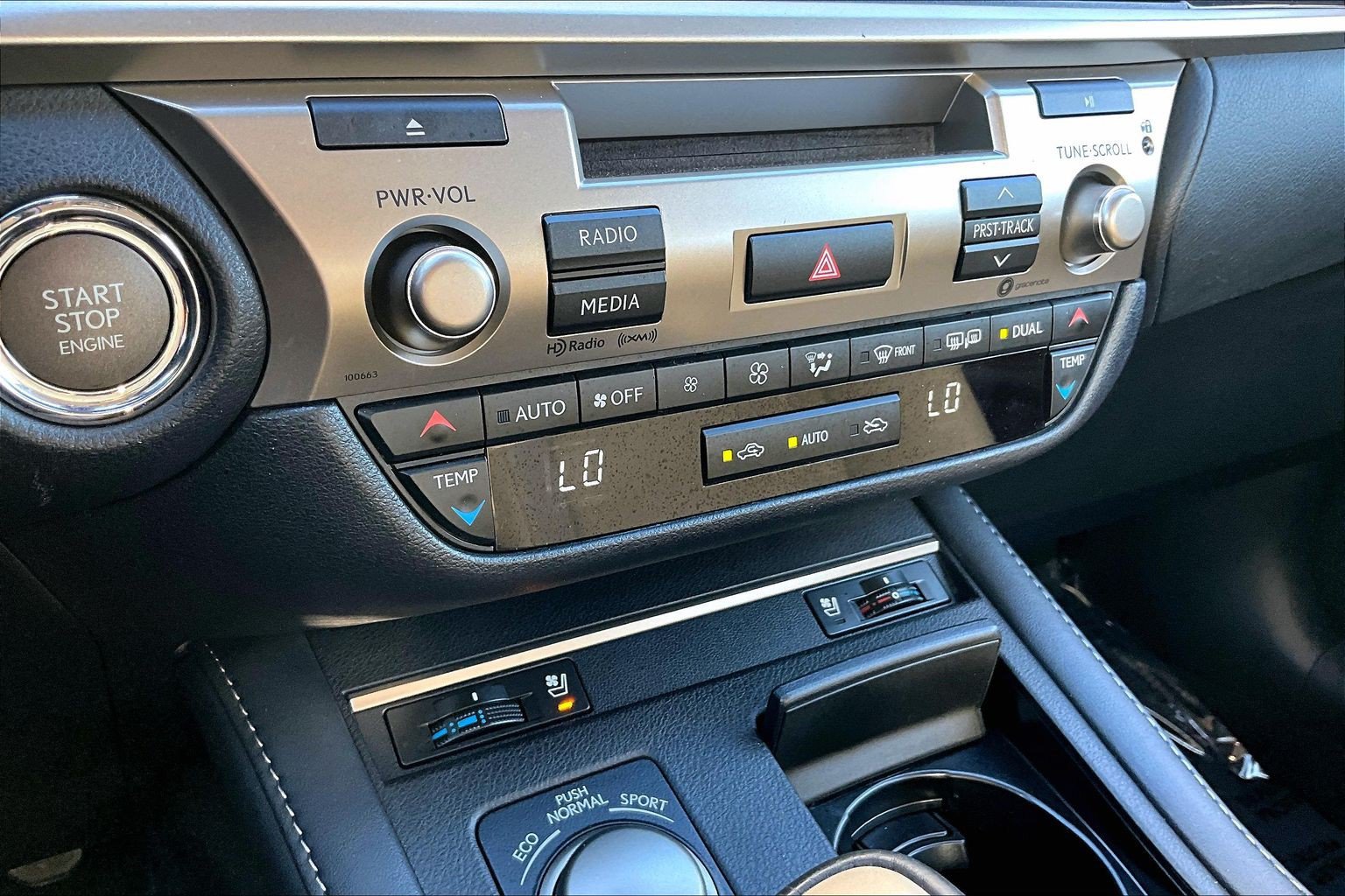 Used 2017 Lexus ES 350 w/ Premium Package FWD image 33