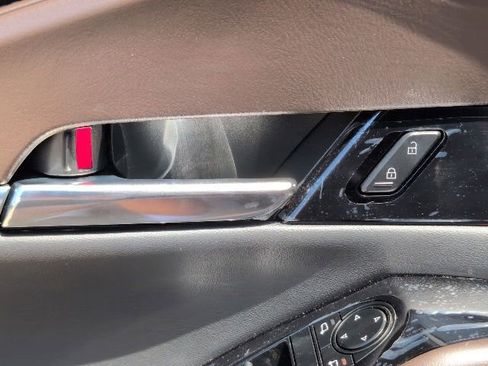 Used 2025 MAZDA CX-30 AWD 2.5 S w/ Premium Package image 22