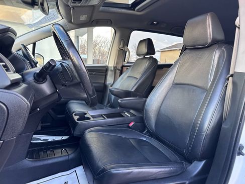 Used 2021 Honda Odyssey EX-L image 17