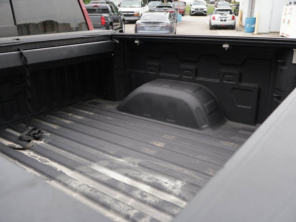 Used 2024 Chevrolet Silverado 1500 RST w/ Convenience Package II AWD/4WD image 8