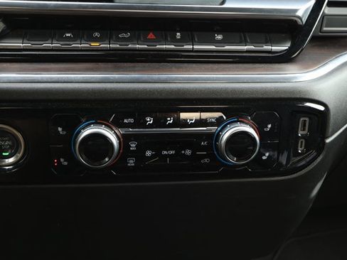 Used 2024 GMC Sierra 1500 SLT image 20