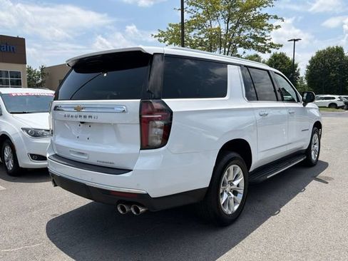 Used 2023 Chevrolet Suburban Premier AWD/4WD image 8