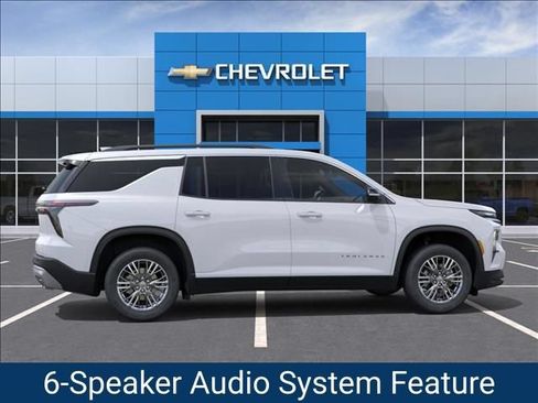 New 2027 Chevrolet Traverse LT w/ Driver Confidence Package FWD image 5