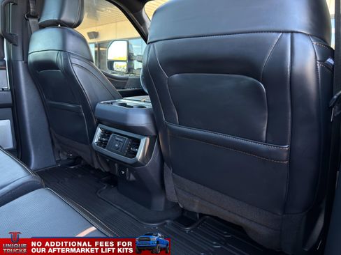 Used 2024 Ford F350 Platinum w/ Tremor Off-Road Package image 31