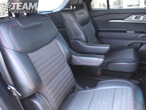 Used 2026 Ford Explorer ST-Line AWD/4WD image 25