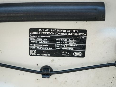 Certified 2023 Land Rover Range Rover SE AWD/4WD image 27