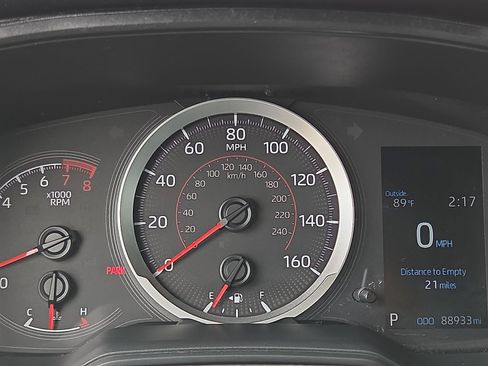 Used 2021 Toyota Corolla SE image 11