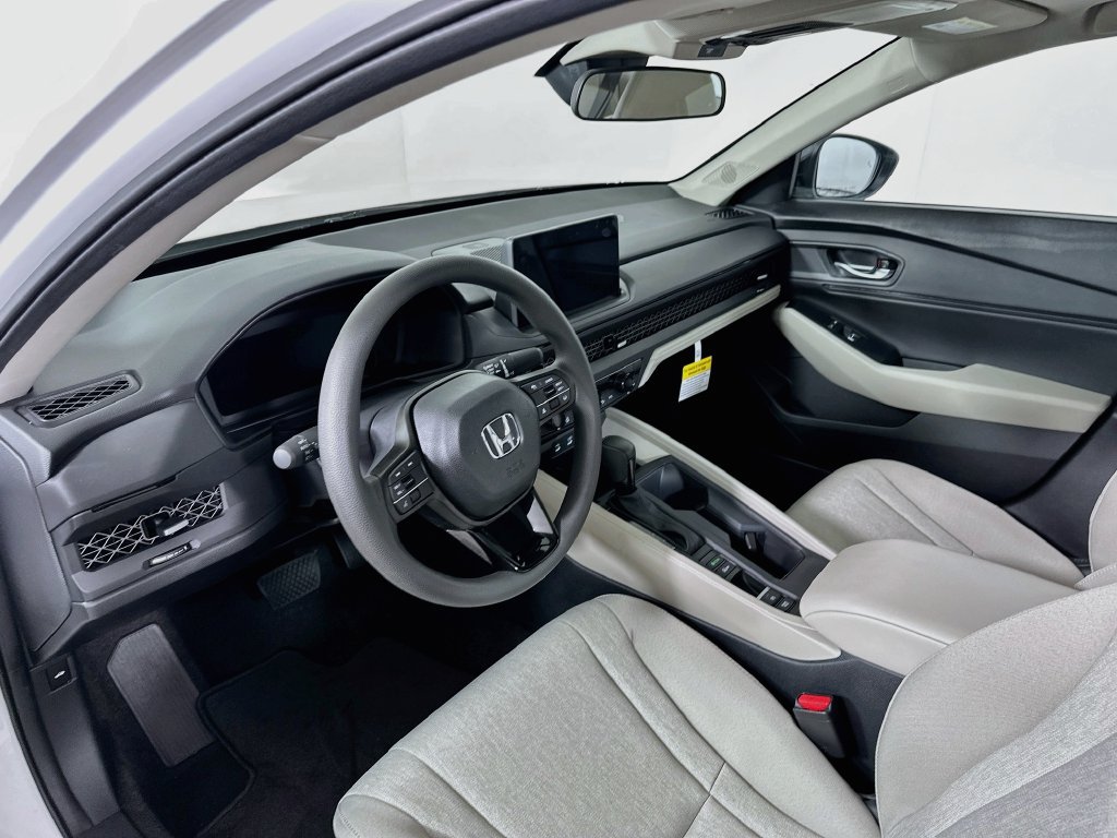 Used 2026 Honda Accord SE image 10