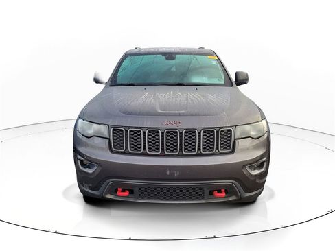 Used 2017 Jeep Grand Cherokee Trailhawk image 2