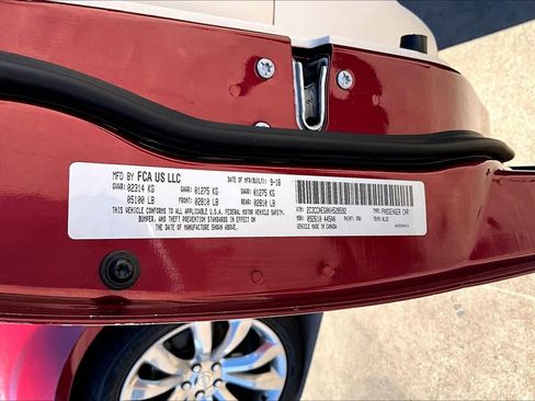 Used 2019 Chrysler 300 Limited image 34