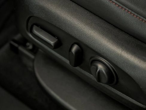 Used 2021 Chevrolet Blazer RS w/ Enhanced Convenience Package image 18