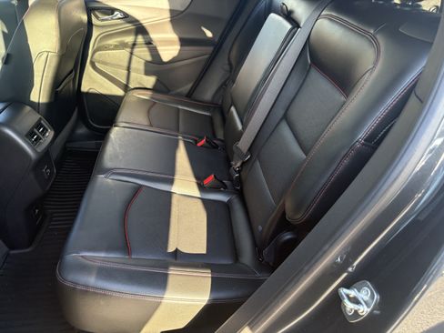 Certified 2023 Chevrolet Equinox RS w/ RS Leather Package FWD image 9